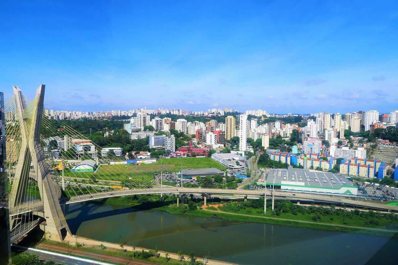 São Paulo - Imagem de ekrem por Pixabay